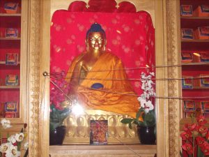 Buddha Shakyamuni with vase-strings (explained later)